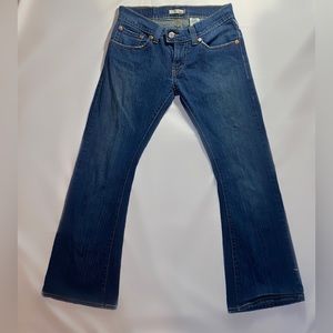 Levi’s 542 Women’s Low Flare (low rise/flare leg) Jeans - Size 10M